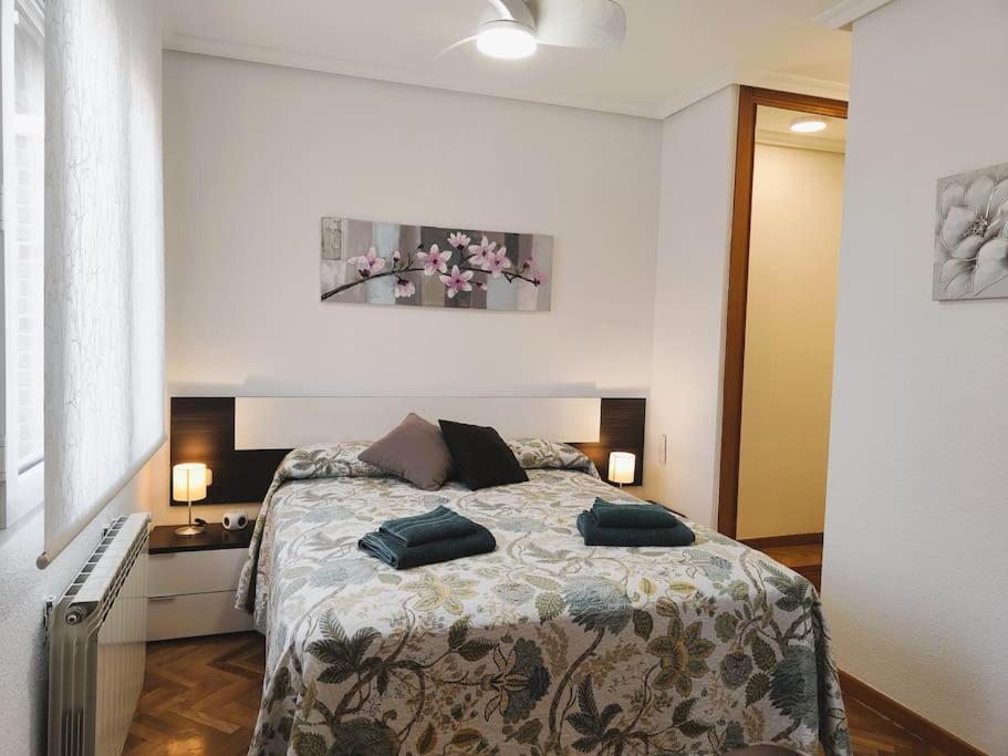 Apartamentos Turisticos Seviro Madrid Kültér fotó